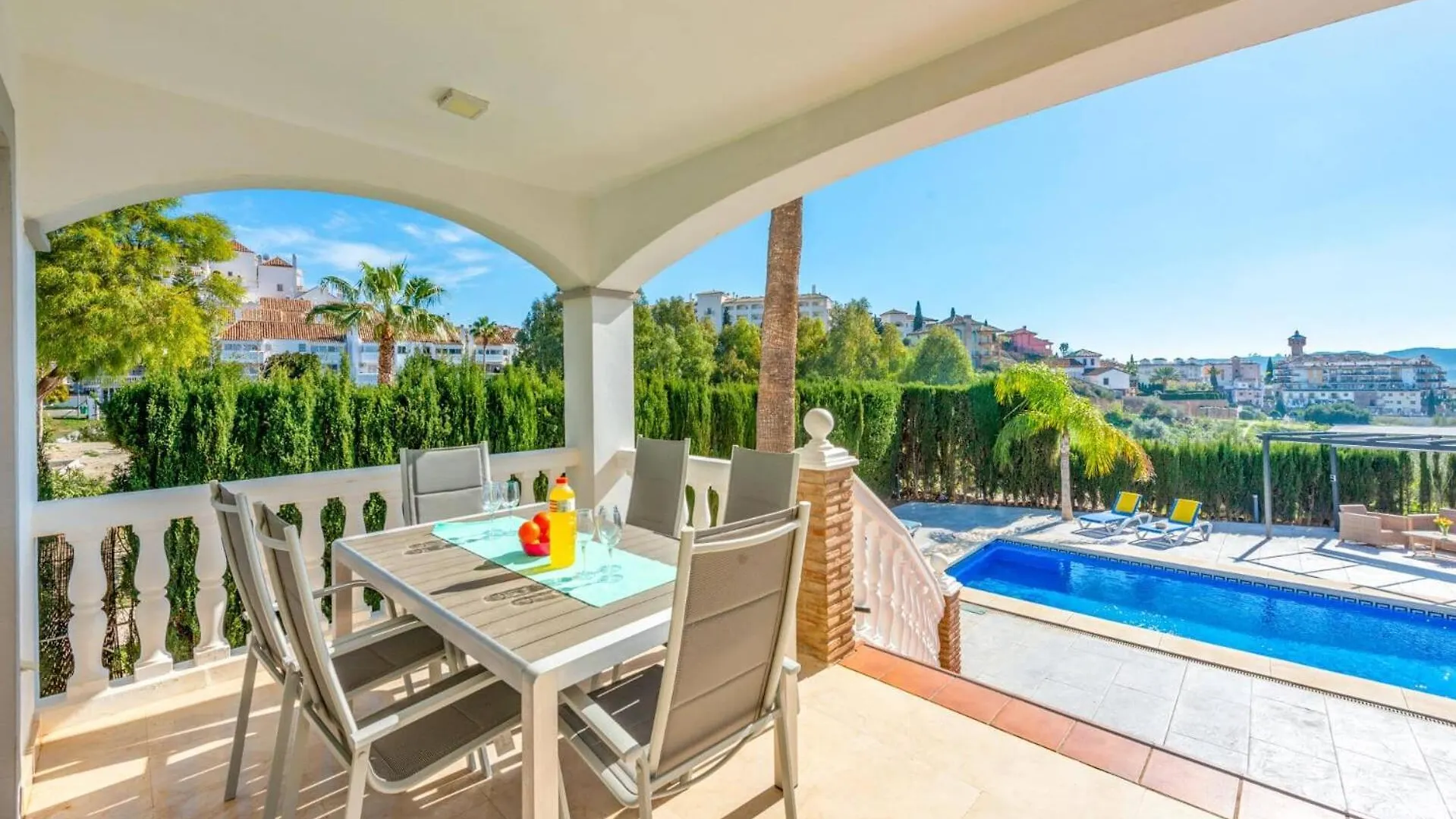 Villa Santo Sol By Villa Plus Santa Fe de los Boliches 0*,